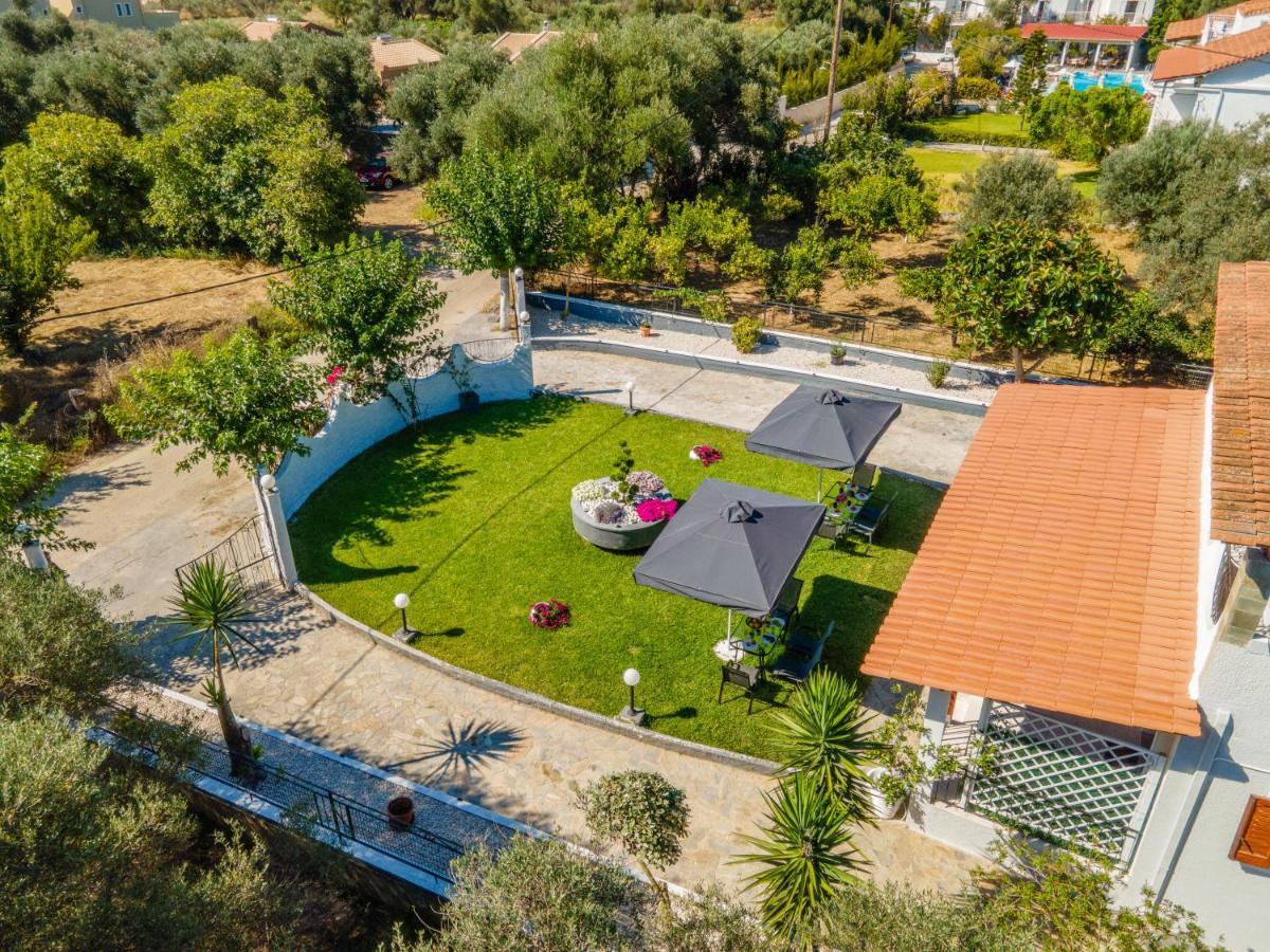 Afroditi Holiday Home - Blue Apartment Svoronata Buitenkant foto