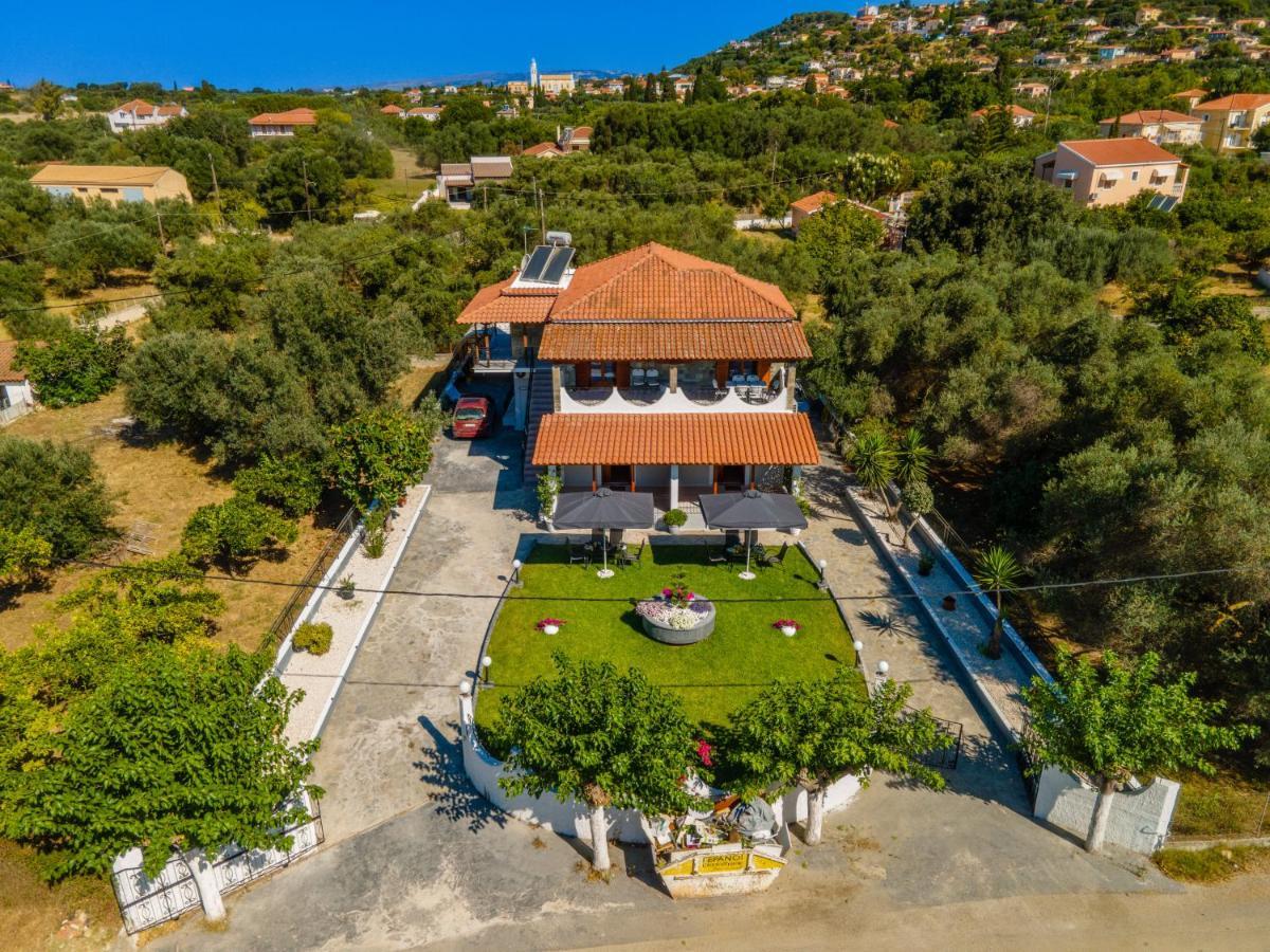 Afroditi Holiday Home - Blue Apartment Svoronata Buitenkant foto